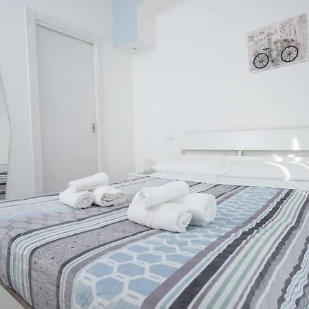 Couette-café Orchidea 4*